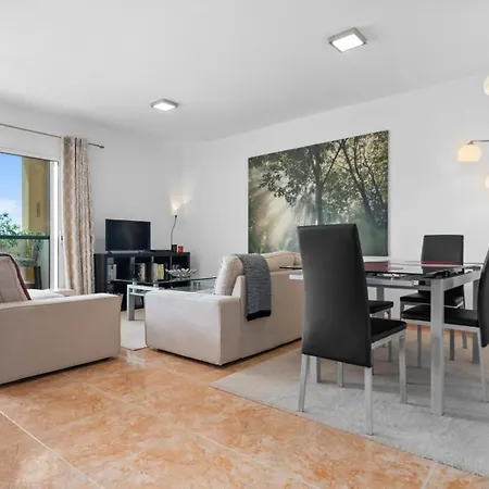 Roque Del Conde Aragon Apartman *